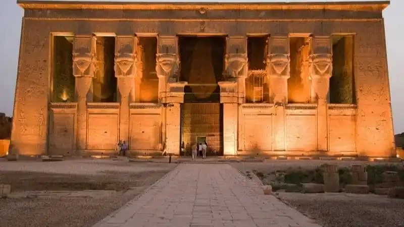 12-Day Egypt Tour: Pyramids, Kings Valley & Amarna